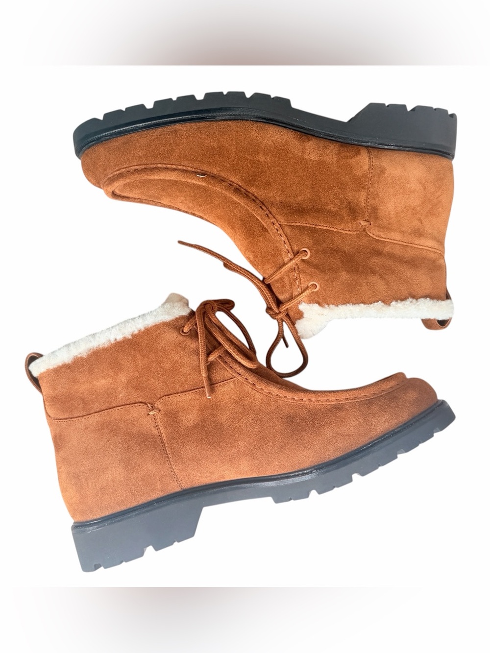 Vince Sierra Lace-Up Suede Boots Elmwood Shearling Lined NIB Sz 9